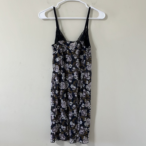 Lindex Floral Lace Detail V-Neck Adjustable Straps Slip Dress Size Large - Picture 6 of 8